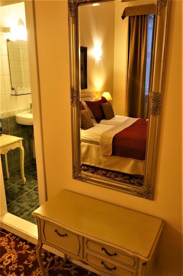 Hotel Radharane Kaunas Ngoại thất bức ảnh