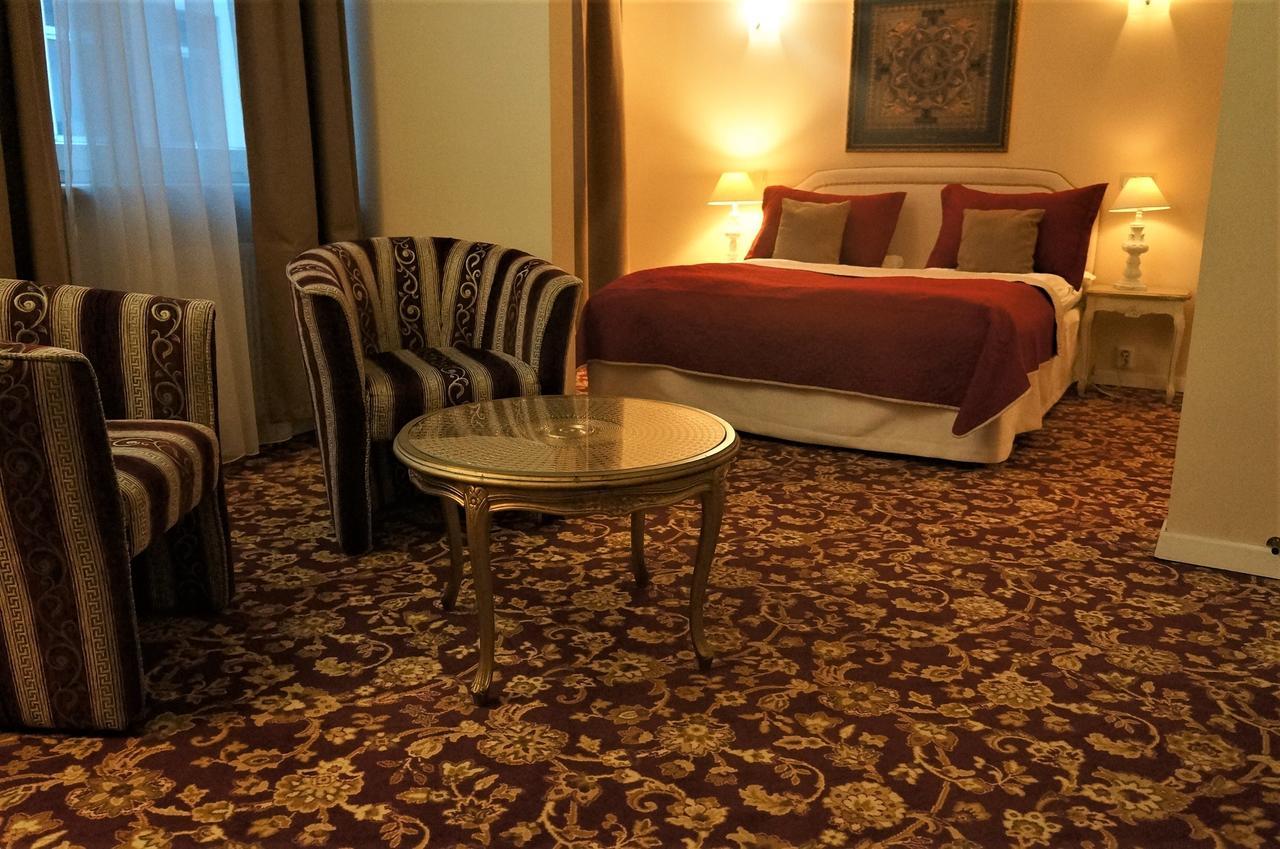 Hotel Radharane Kaunas Ngoại thất bức ảnh