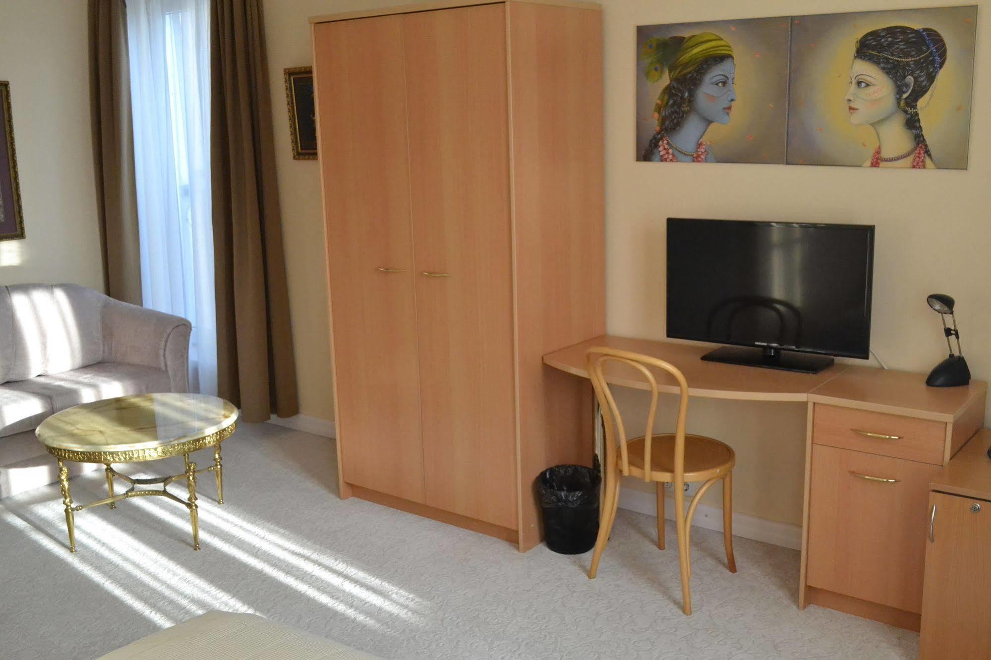 Hotel Radharane Kaunas Ngoại thất bức ảnh