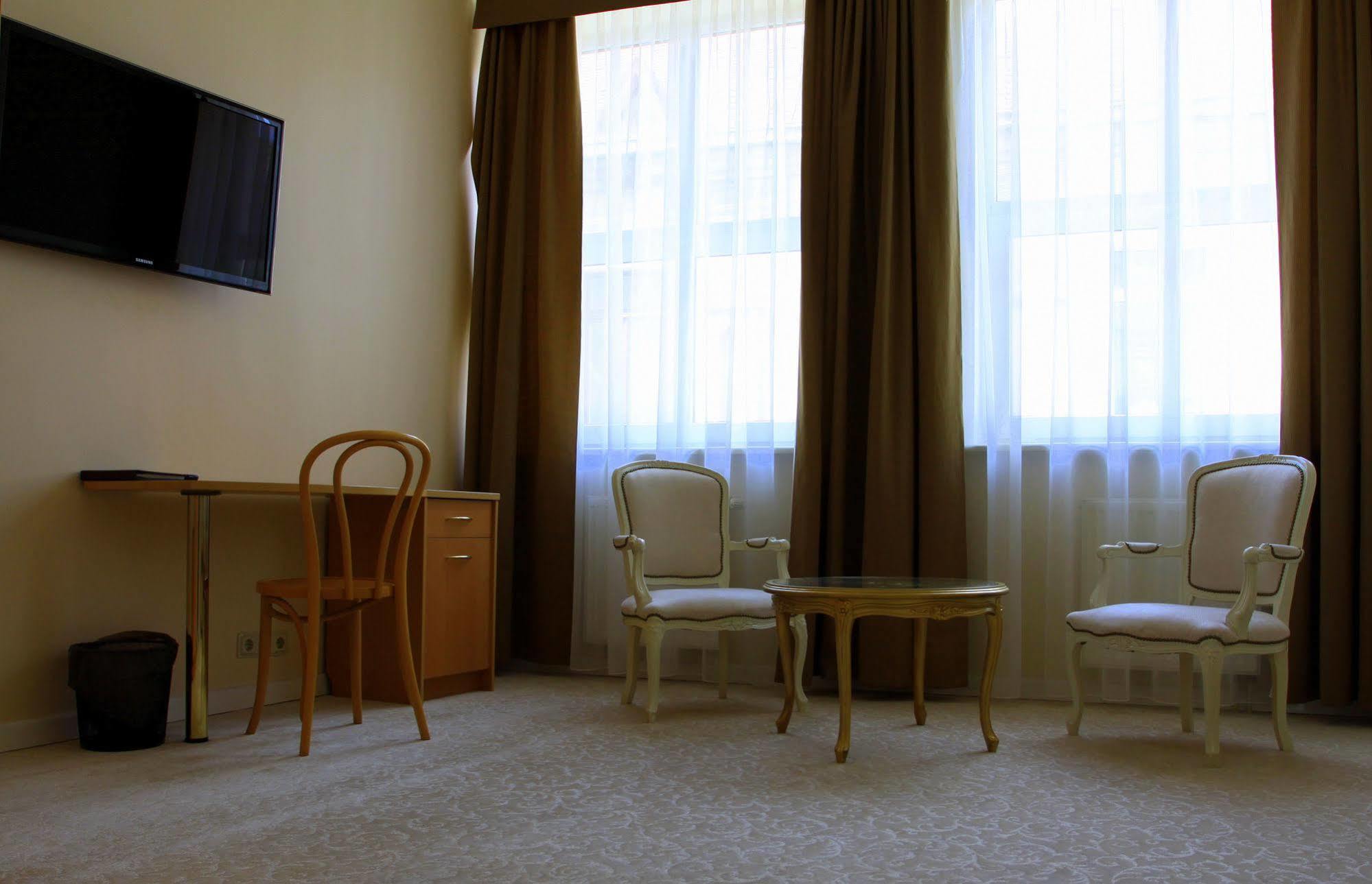 Hotel Radharane Kaunas Ngoại thất bức ảnh