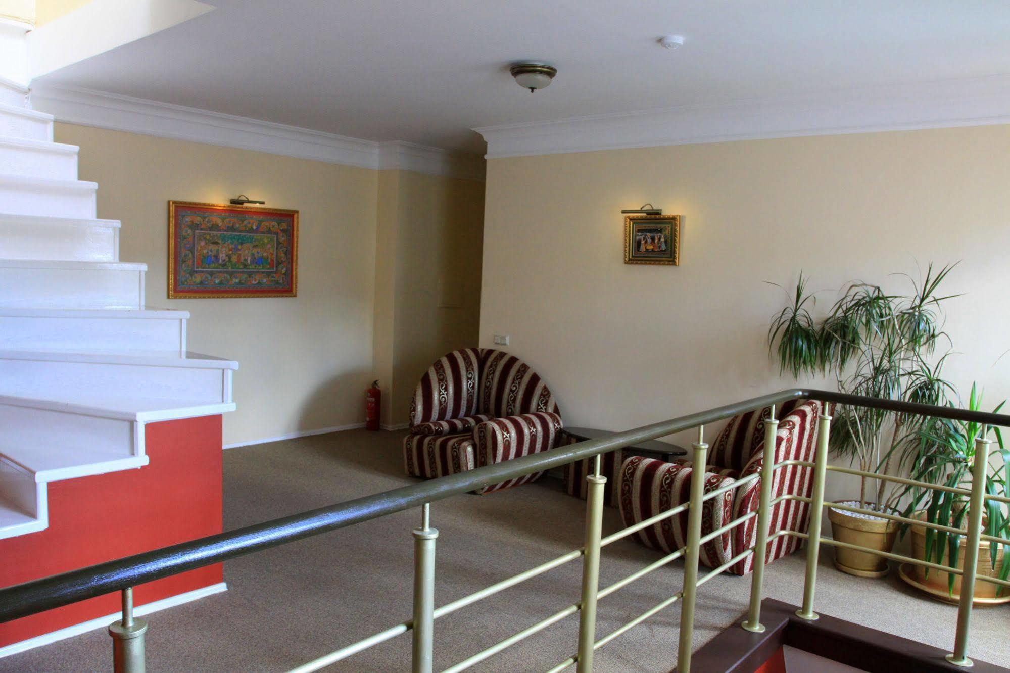 Hotel Radharane Kaunas Ngoại thất bức ảnh